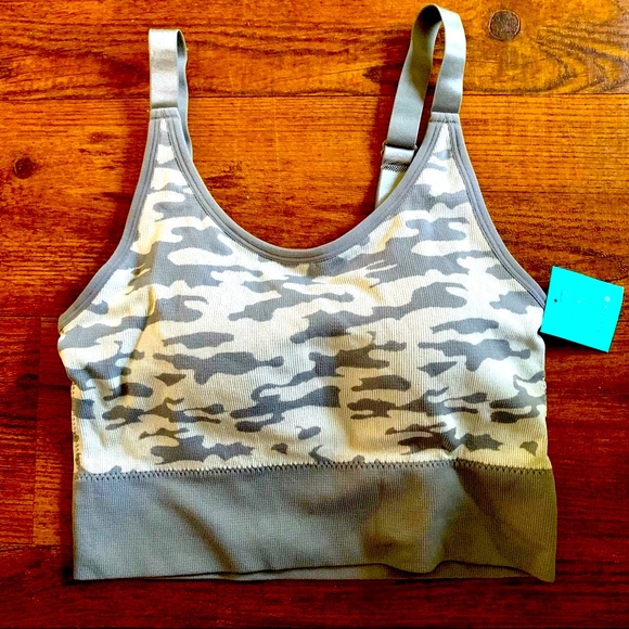 NWT LA LA Active Sports Bra & Biker Short Set - Picture 2 of 9